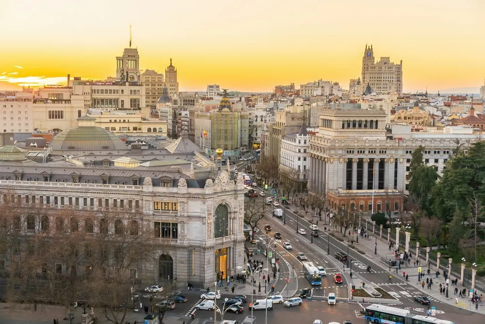 Madrid reducirá el IBI al 0,4 % en 2027: beneficiarios, bonificaciones y ahorro